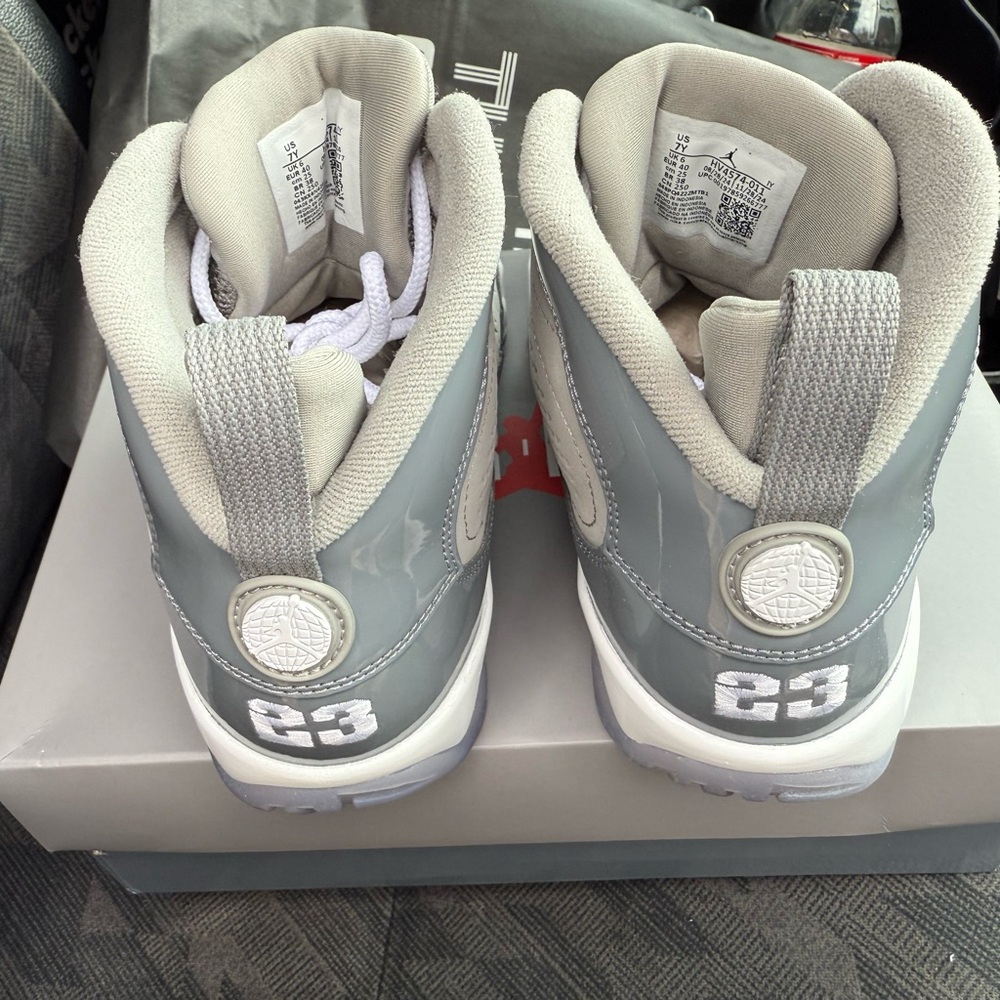Gray and White High-Top Sneakers - Picture 4 of 6